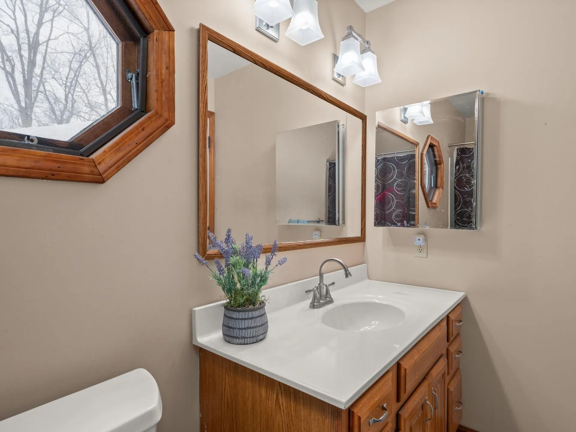 16 Ridge Road Essex VT 05452