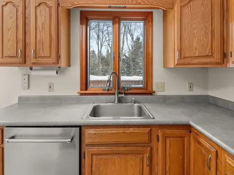 16 Ridge Road Essex VT 05452