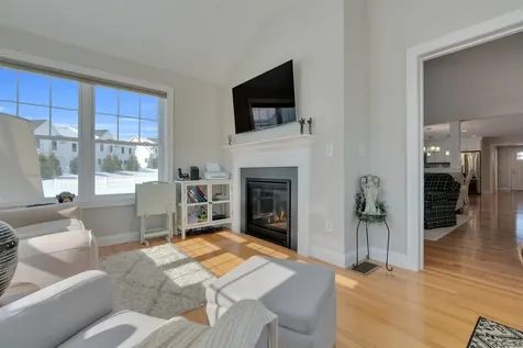 38 Sierra Hill Drive Dover NH 03820