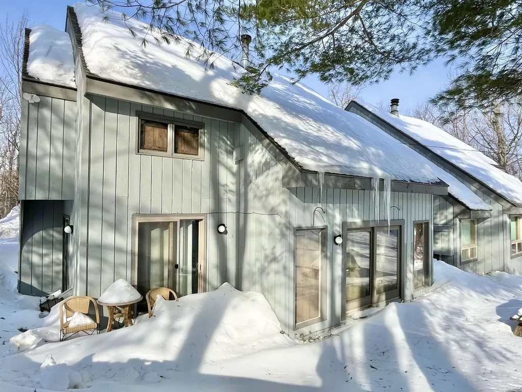 52a Suntec Loop Dover VT 05356
