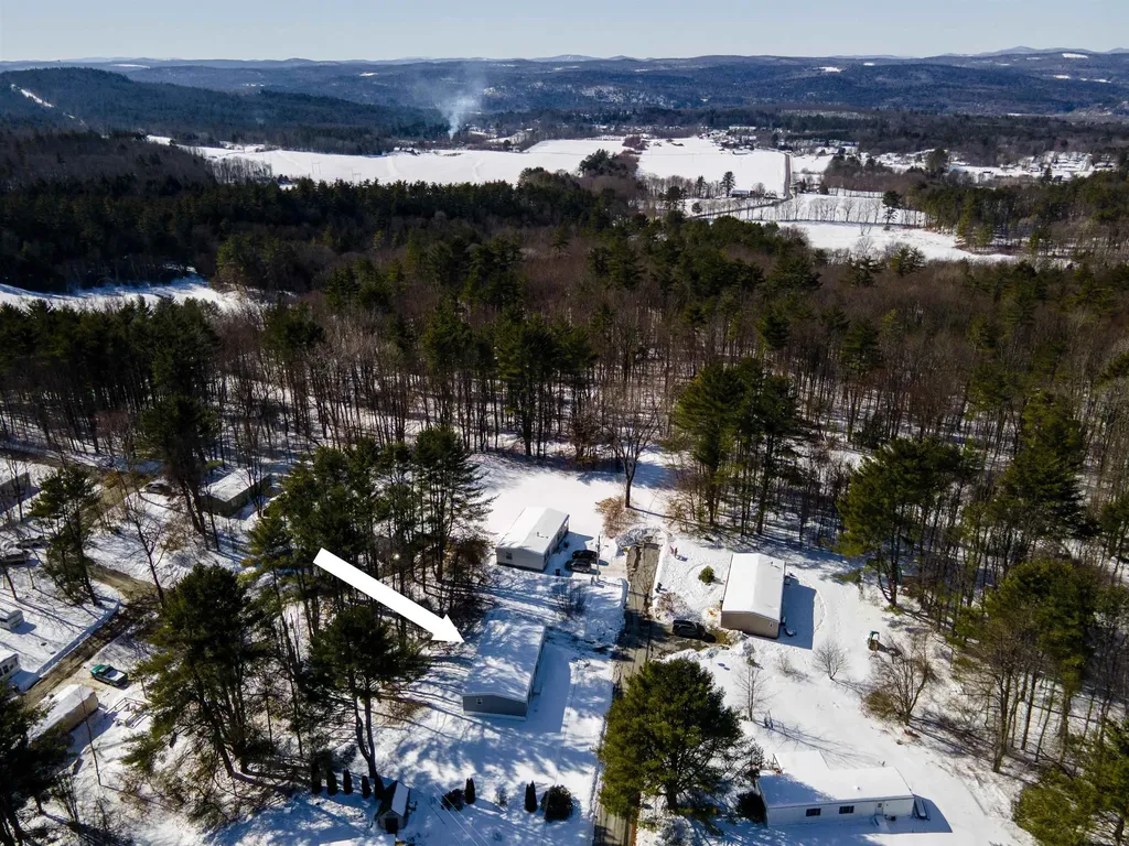 11 Blueberry Hill Park Charlestown NH 03603