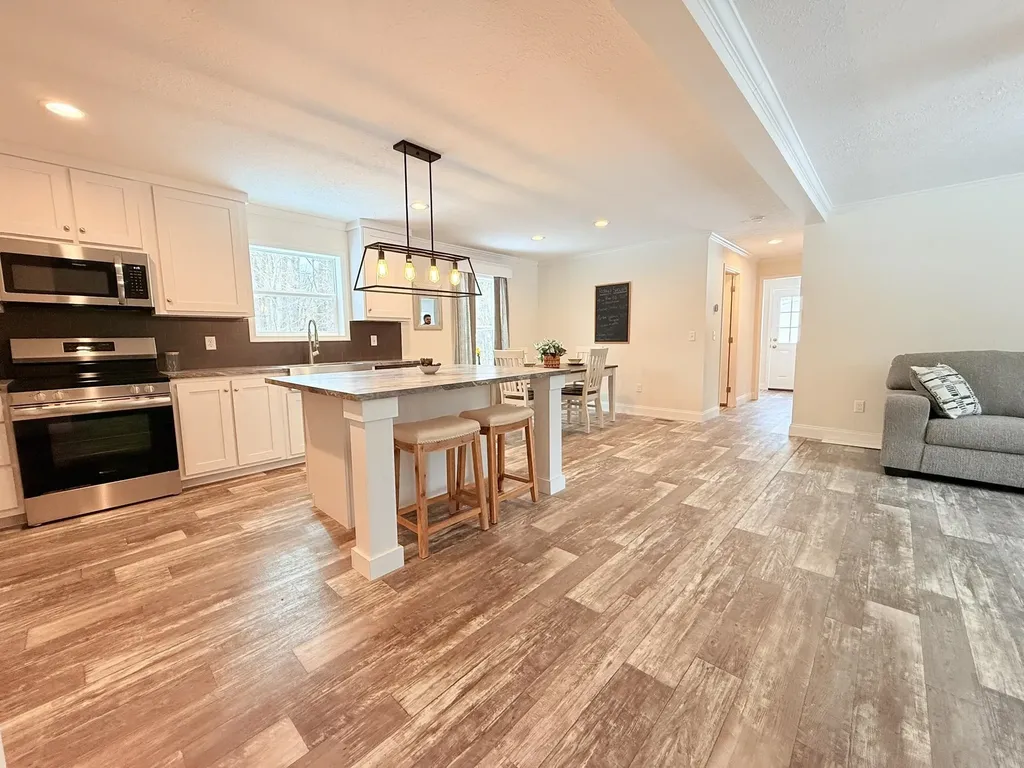 11 Blueberry Hill Park Charlestown NH 03603