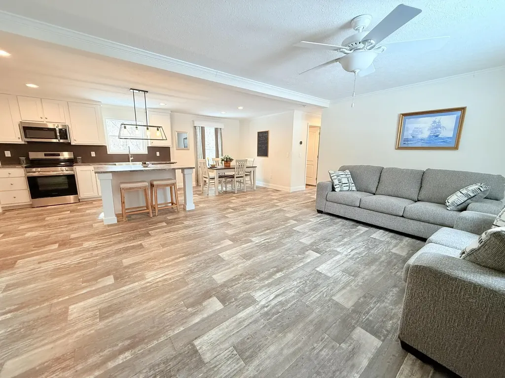 11 Blueberry Hill Park Charlestown NH 03603