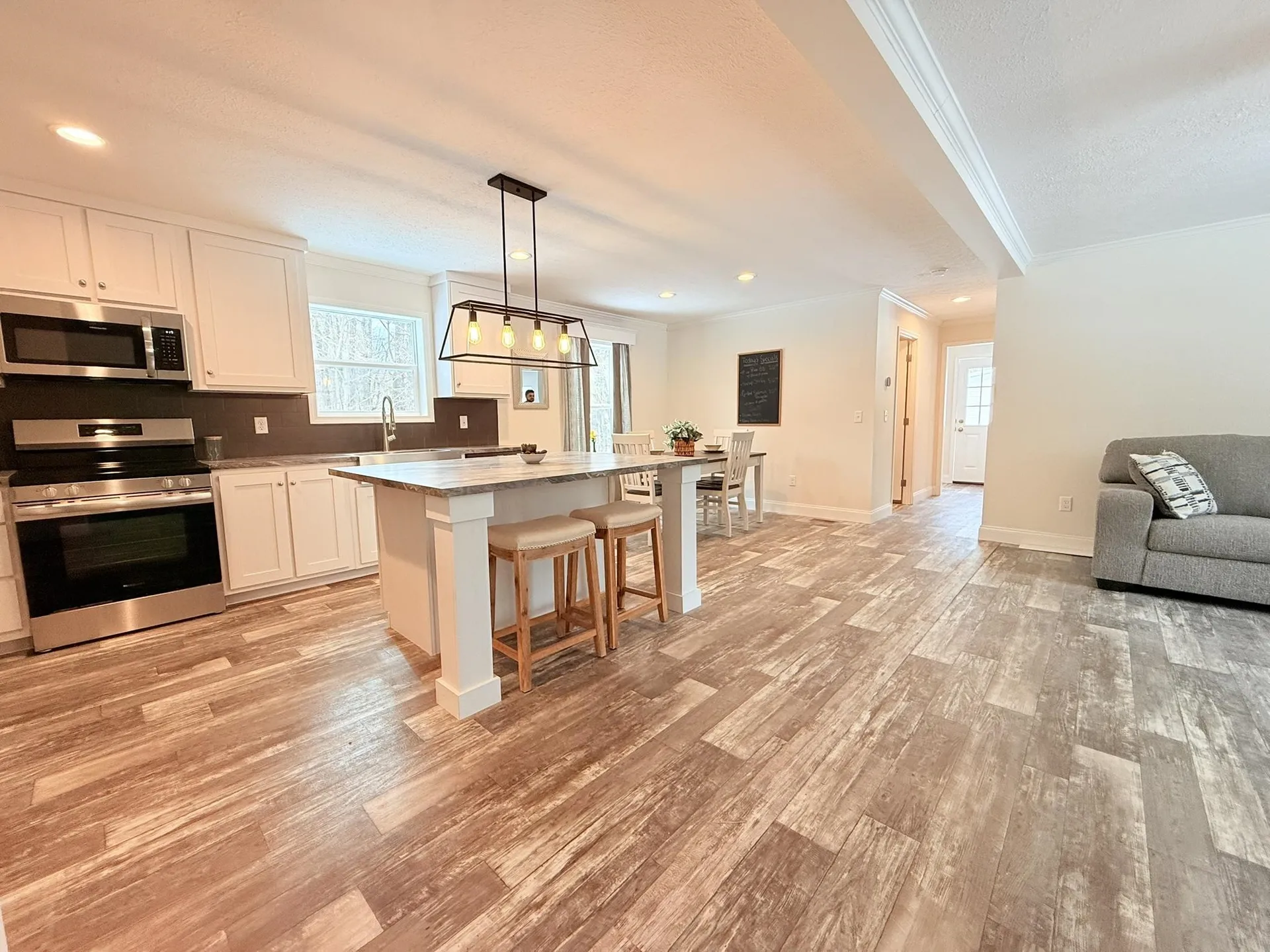 11 Blueberry Hill Park Charlestown NH 03603