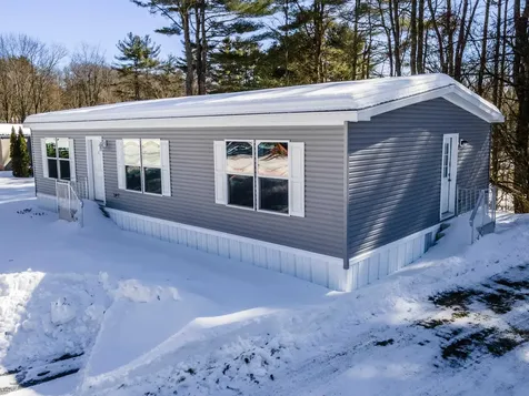 11 Blueberry Hill Park Charlestown NH 03603