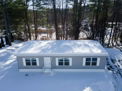 11 Blueberry Hill Park Charlestown NH 03603