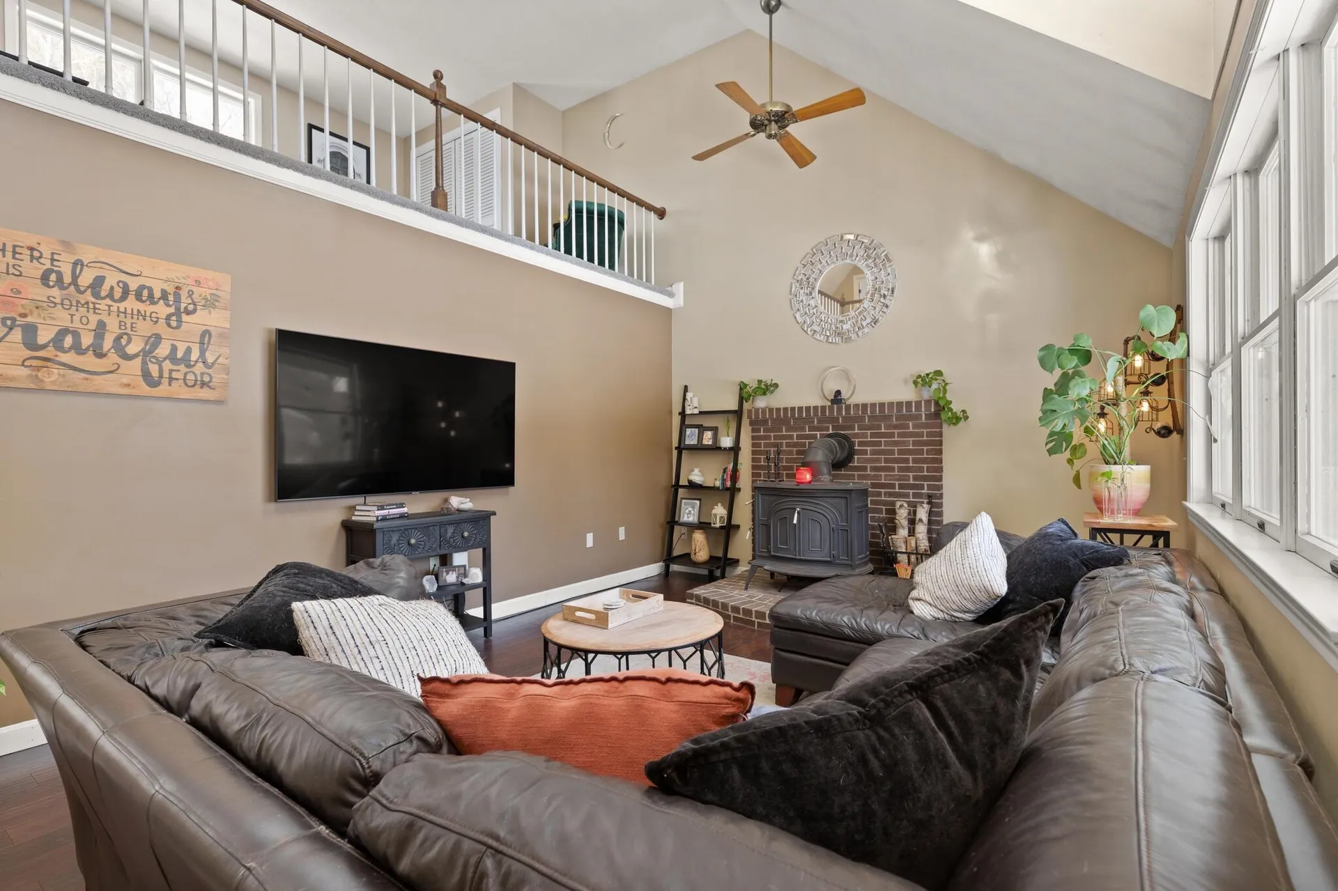 3 Christopher Lane Pelham NH 03076