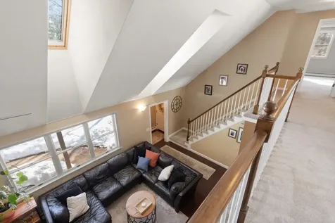 3 Christopher Lane Pelham NH 03076