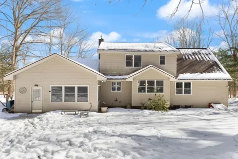 3 Christopher Lane Pelham NH 03076