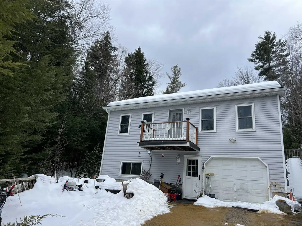 127 Berry Road Loudon NH 03307