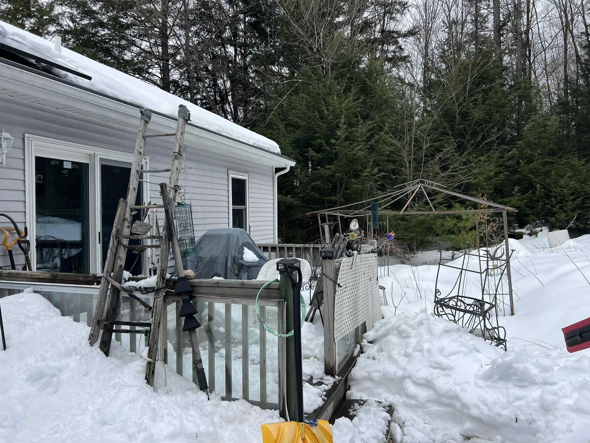 127 Berry Road Loudon NH 03307