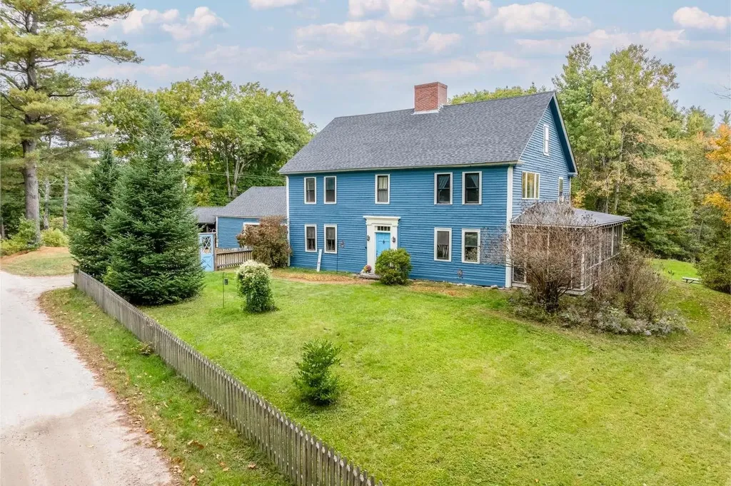 7 Shadow Hill Road Sutton NH 03260