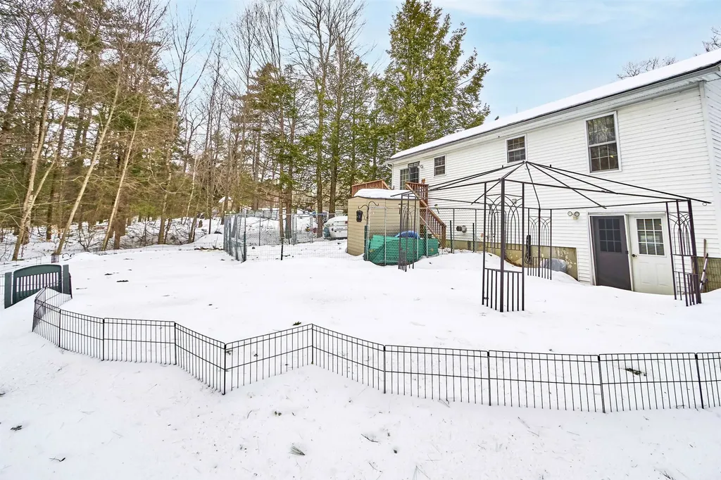 129 Green Farm Road New Ipswich NH 03071