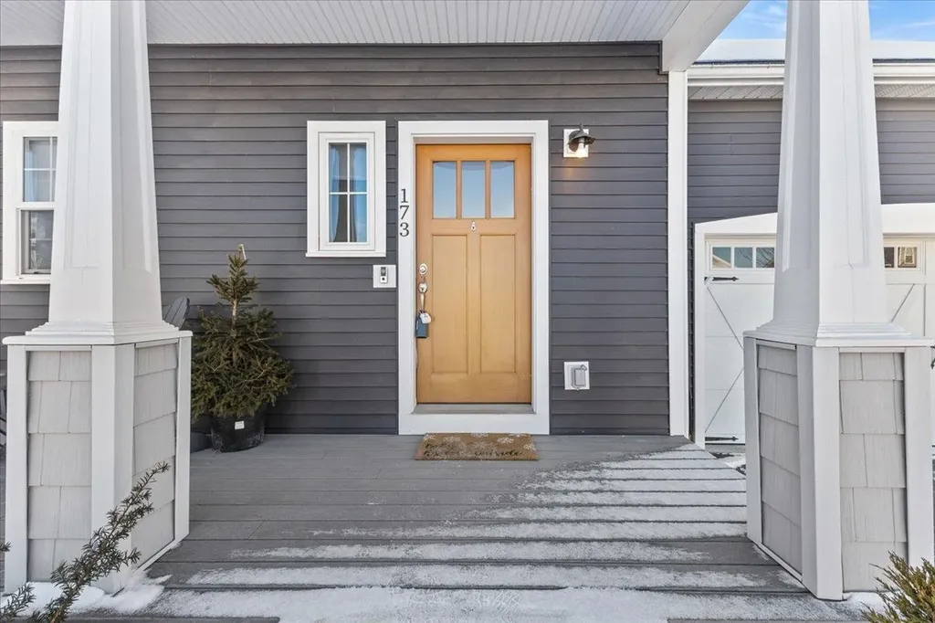 173 Rye Circle South Burlington VT 05403