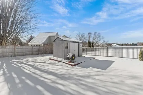 173 Rye Circle South Burlington VT 05403