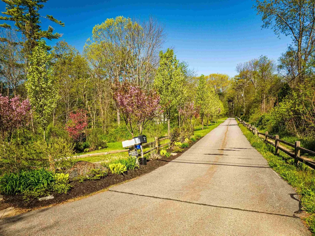 1-a Whittier Falls Way Dover NH 03820