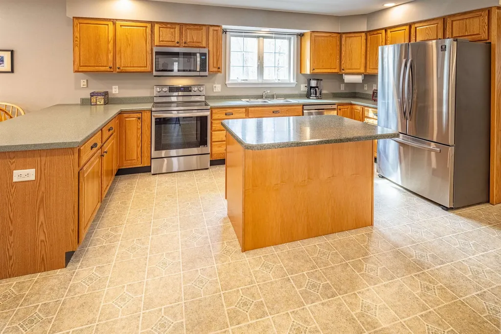 1-a Whittier Falls Way Dover NH 03820