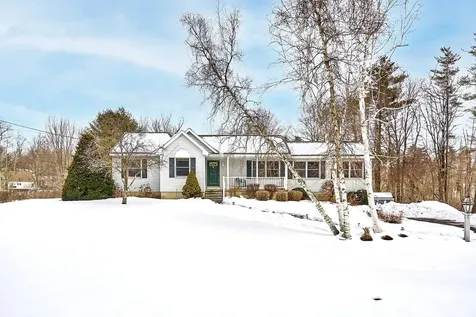 11 Red Pine Road Danville NH 03819