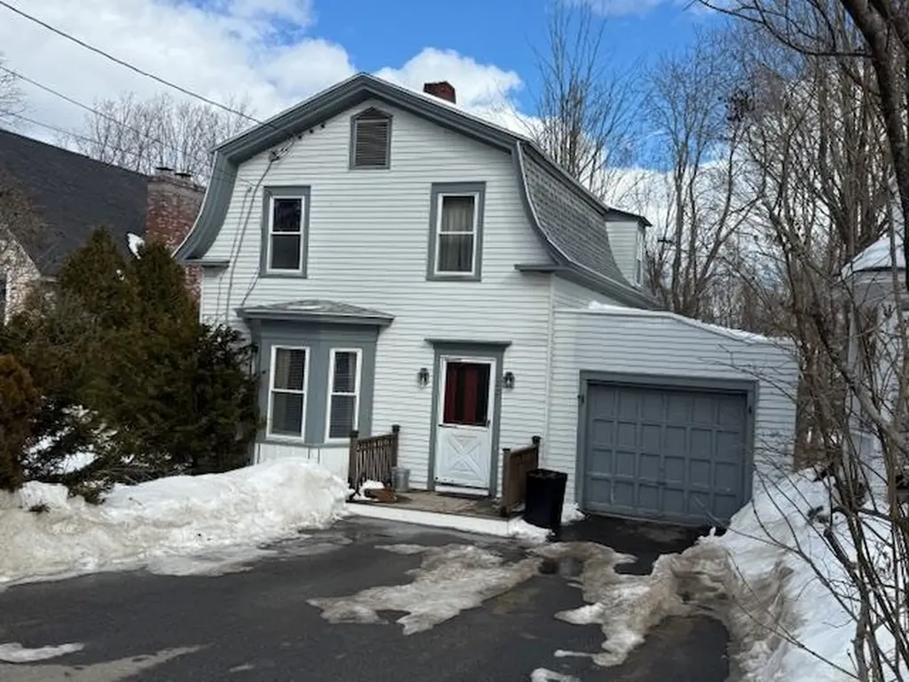 122 Main Street Meredith NH 03253