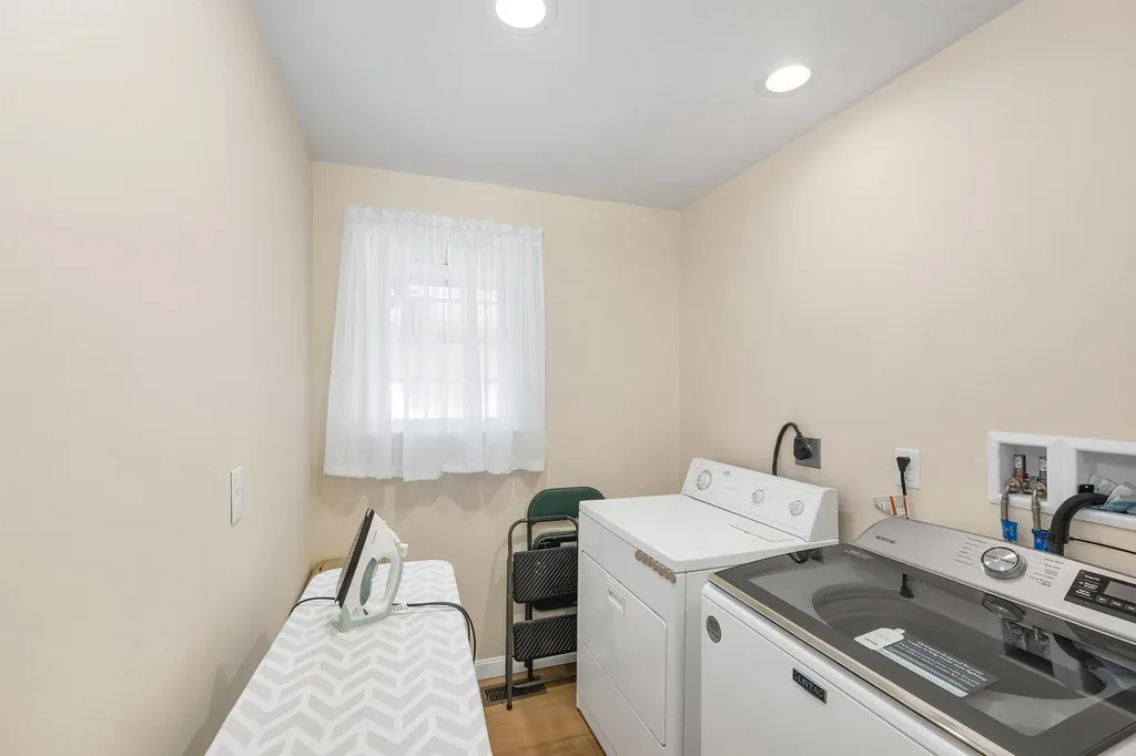 24 Drew Farm Road Brookfield NH 03872