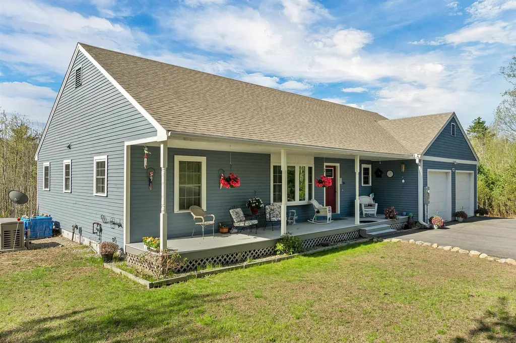 24 Drew Farm Road Brookfield NH 03872