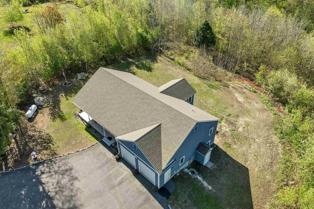 24 Drew Farm Road Brookfield NH 03872