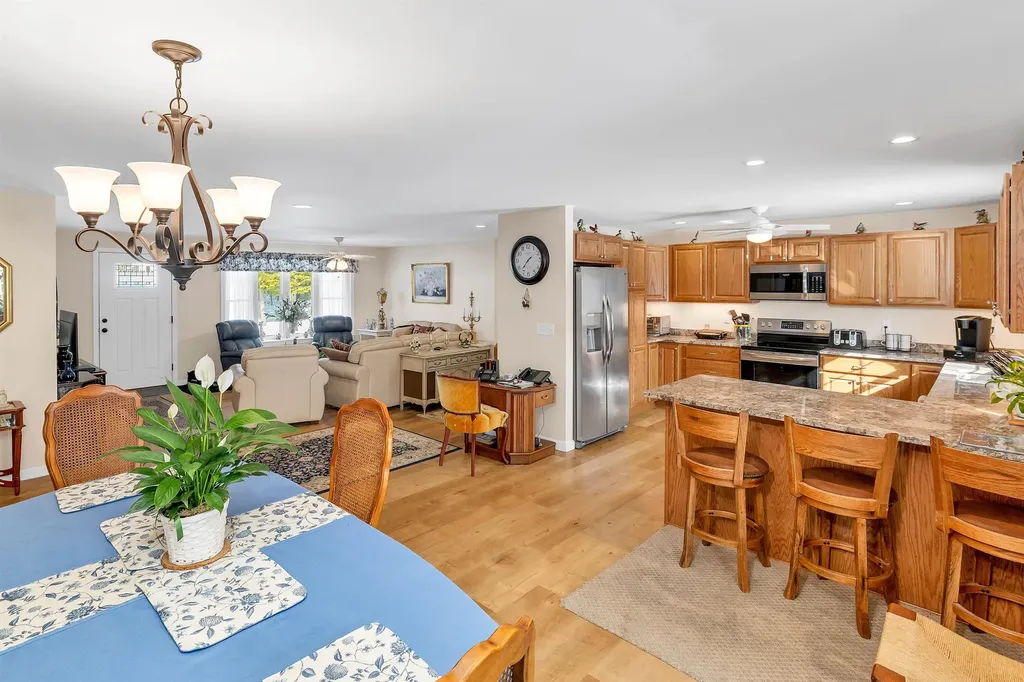 24 Drew Farm Road Brookfield NH 03872