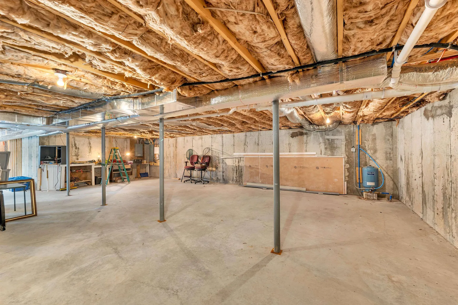 24 Drew Farm Road Brookfield NH 03872