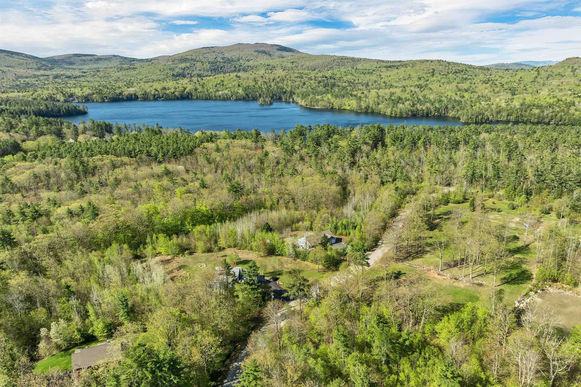 24 Drew Farm Road Brookfield NH 03872