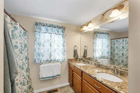 24 Drew Farm Road Brookfield NH 03872