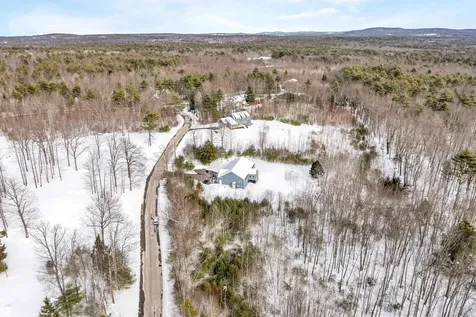 24 Drew Farm Road Brookfield NH 03872