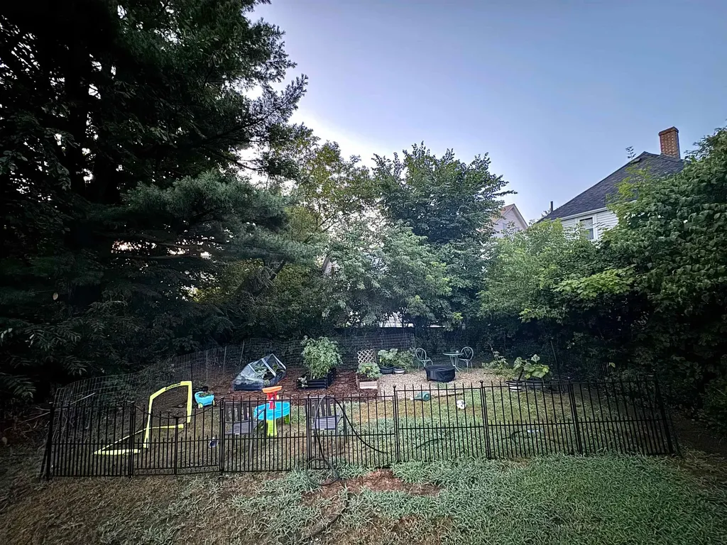 15 Irving Street Laconia NH 03246