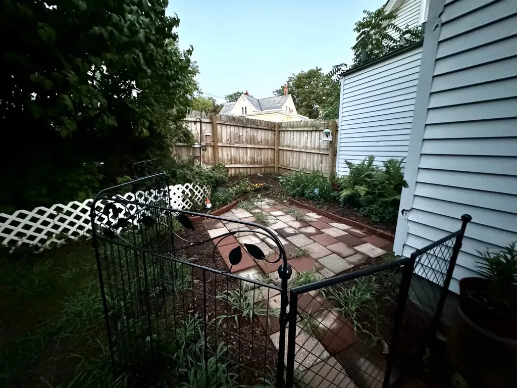 15 Irving Street Laconia NH 03246