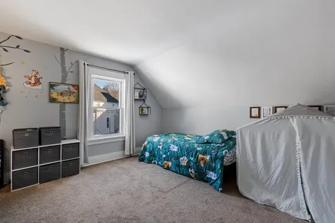 15 Irving Street Laconia NH 03246