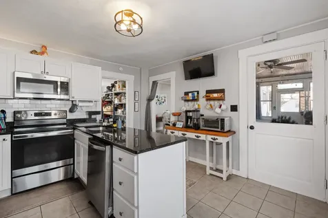 15 Irving Street Laconia NH 03246