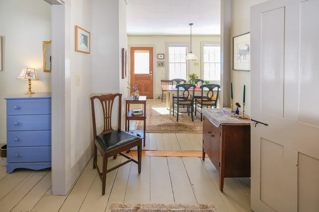 1135 Route 106 Reading VT 05062