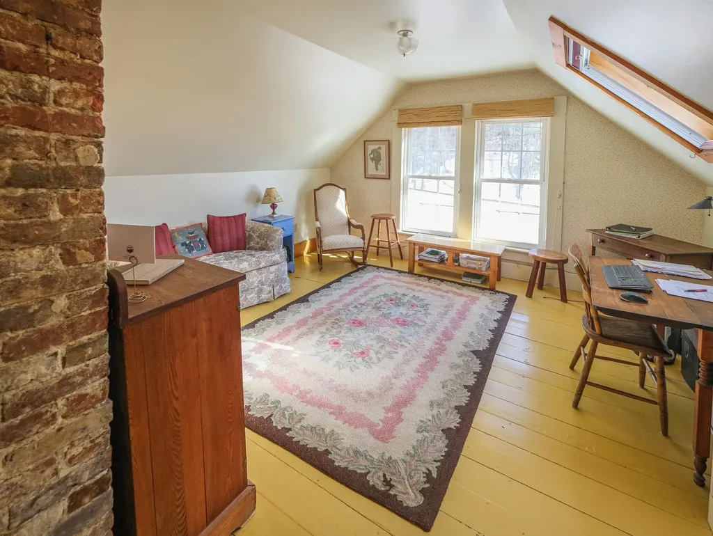 1135 Route 106 Reading VT 05062