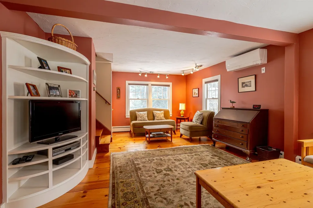 41 Old Tilton Road Canterbury NH 03224