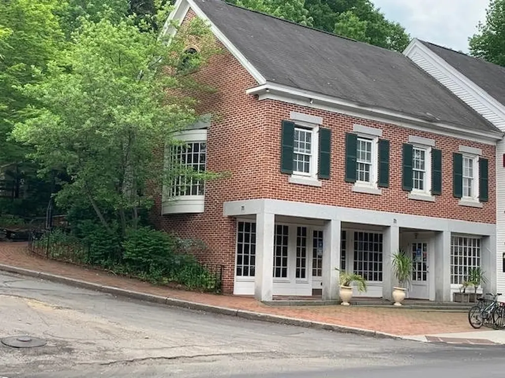 71 Central Street Woodstock VT 05091