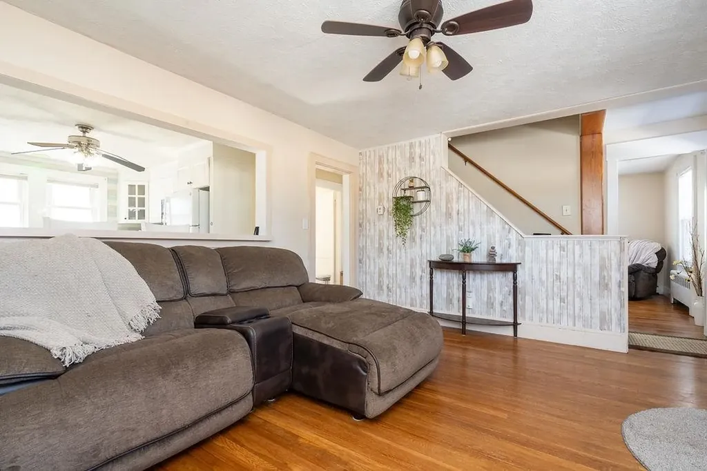 257 Mitchell Street Manchester NH 03103