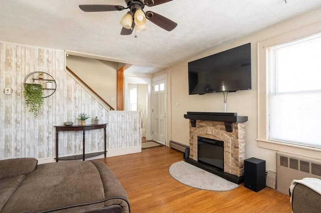 257 Mitchell Street Manchester NH 03103