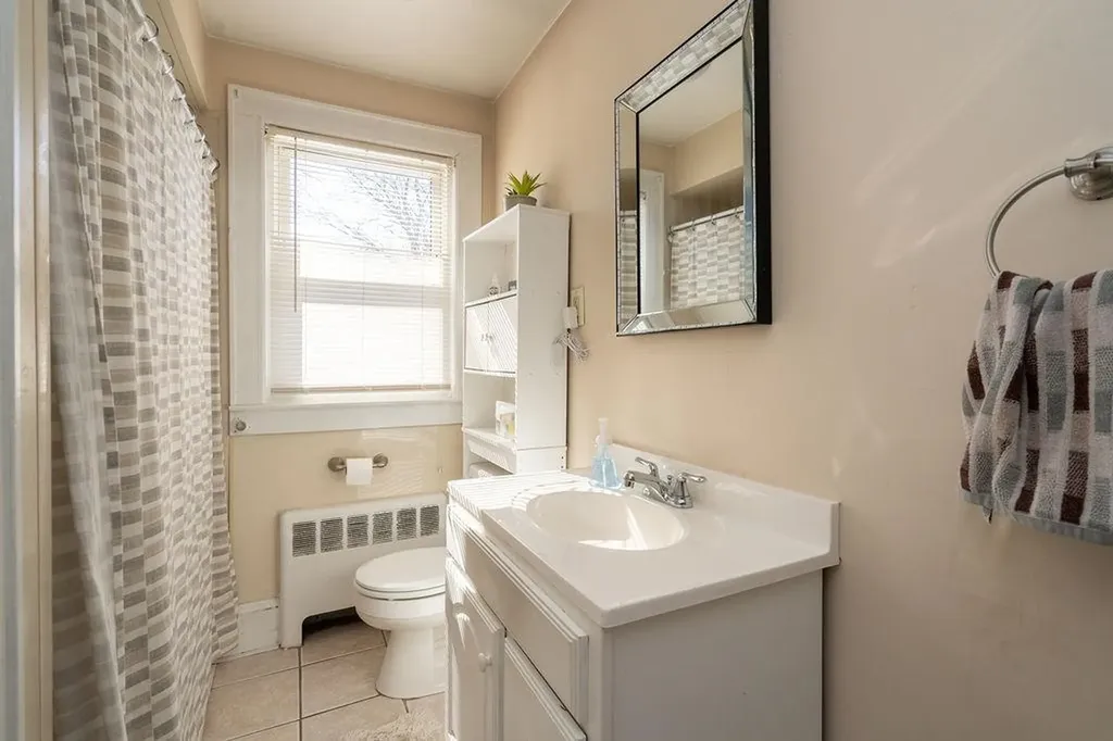 257 Mitchell Street Manchester NH 03103