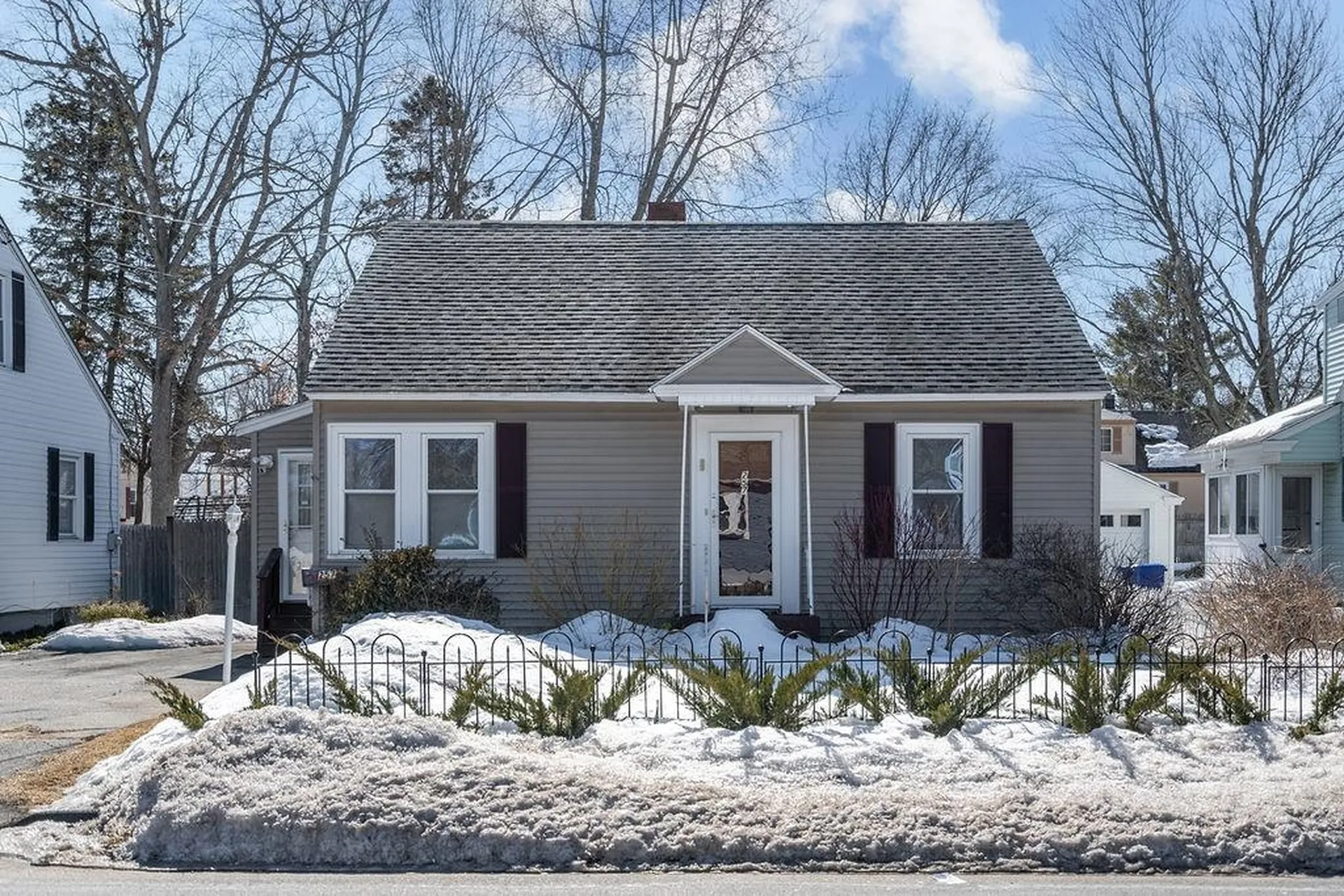 257 Mitchell Street Manchester NH 03103