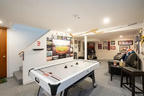 257 Mitchell Street Manchester NH 03103