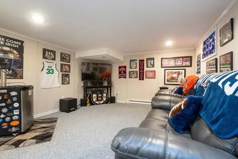 257 Mitchell Street Manchester NH 03103