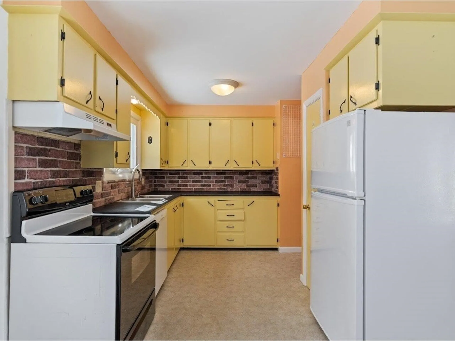 43 Grandview Heights Waterbury VT 05676