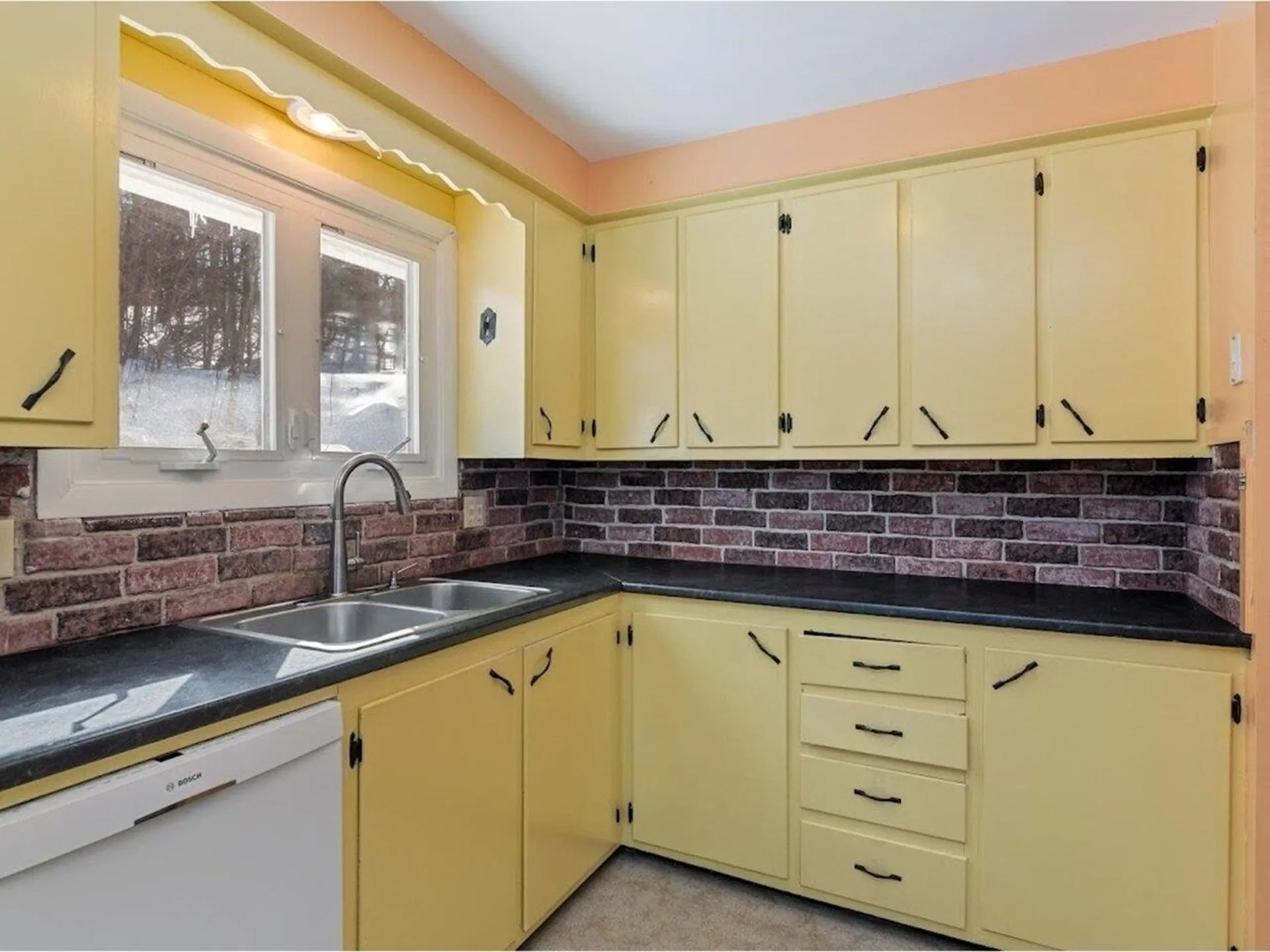 43 Grandview Heights Waterbury VT 05676