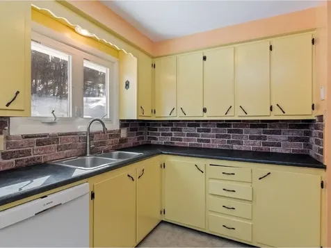 43 Grandview Heights Waterbury VT 05676