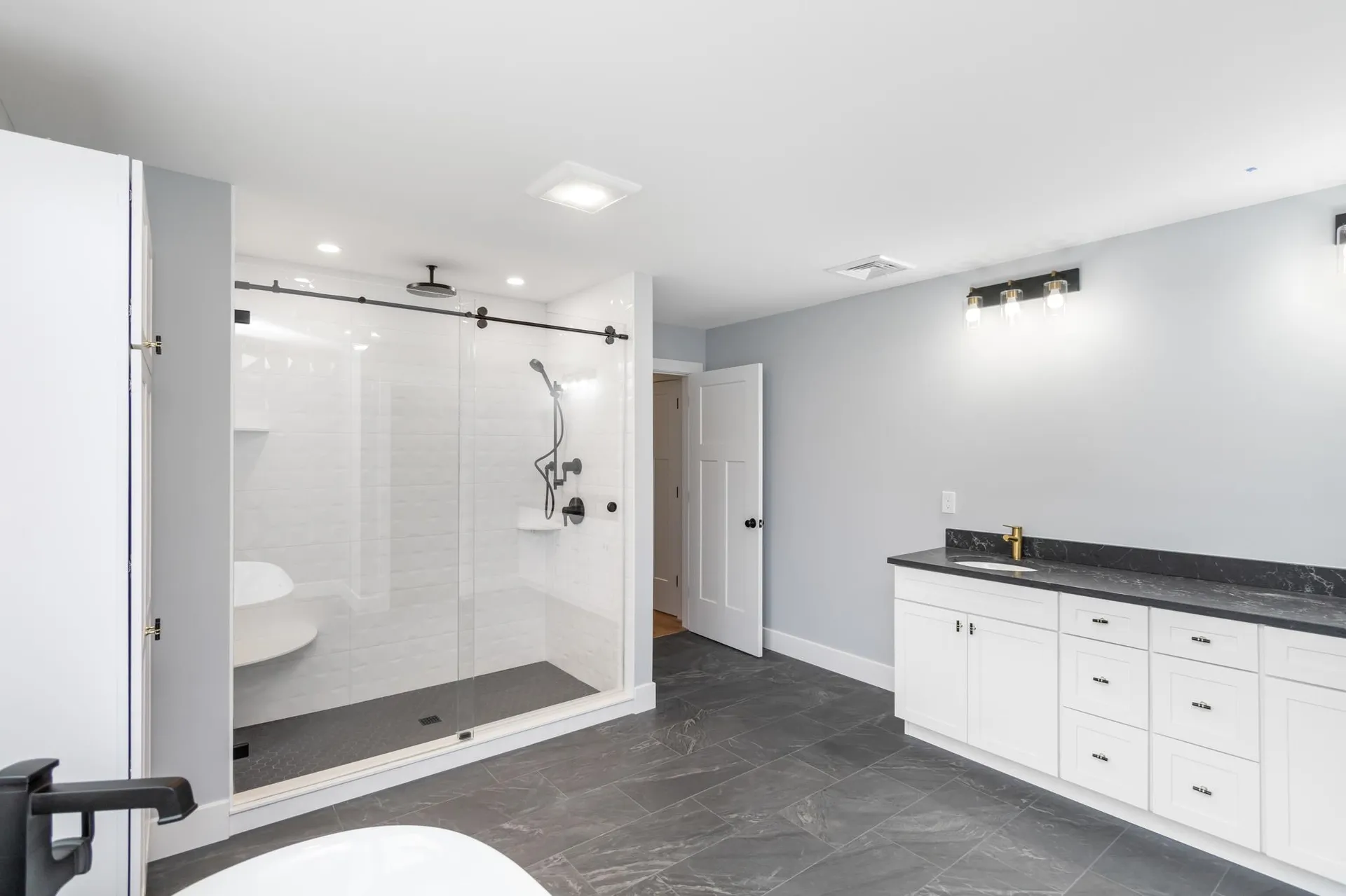 13 Stone Creek Drive Brentwood NH 03833