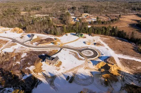 13 Stone Creek Drive Brentwood NH 03833